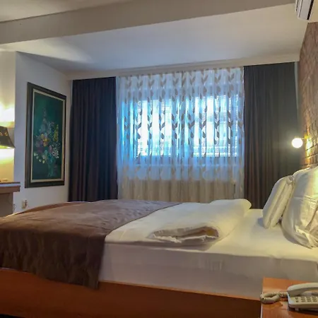 Vodno Hotel 4*